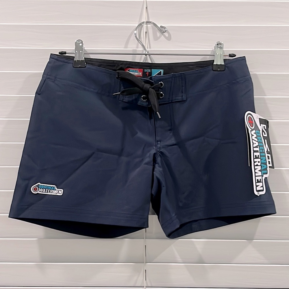 NWT Original Watermen juniors Size 1 Navy Boardshort
